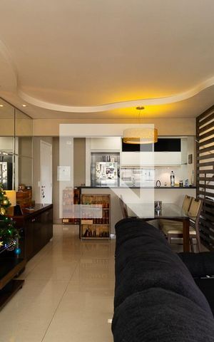 Apartamento à venda com 100m², 2 quartos e 2 vagasSala