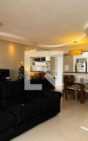 Apartamento à venda com 100m², 2 quartos e 2 vagasSala
