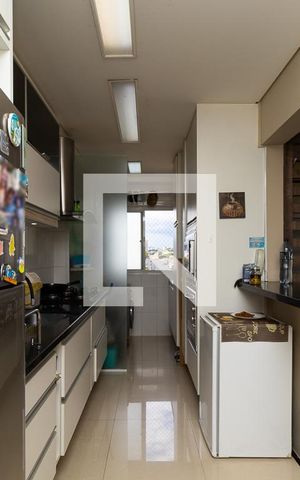 Apartamento à venda com 100m², 2 quartos e 2 vagasCozinha
