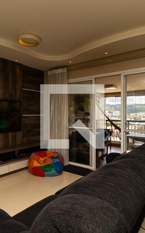 Apartamento à venda com 100m², 2 quartos e 2 vagasSala