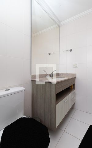 Apartamento à venda com 100m², 2 quartos e 2 vagasBanheiro da Suíte 1