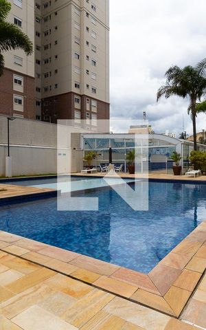 Apartamento à venda com 100m², 2 quartos e 2 vagasÁrea comum - Piscina