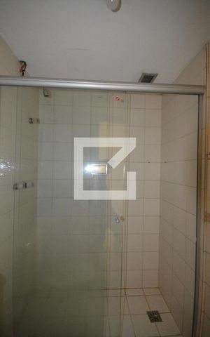 Apartamento à venda com 65m², 2 quartos e 1 vagaBanheiro Social