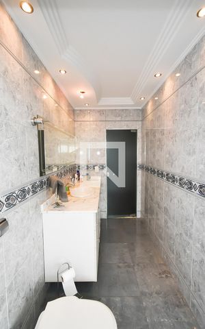 Casa à venda com 181m², 3 quartos e 2 vagas Casa à venda com 181m², 3 quartos e 2 vagasBanheiro do Quarto 1