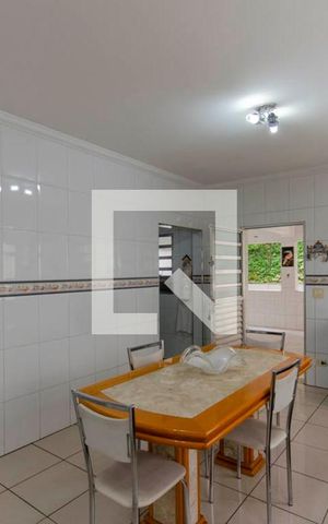 Casa à venda com 464m², 5 quartos e 4 vagasCozinha