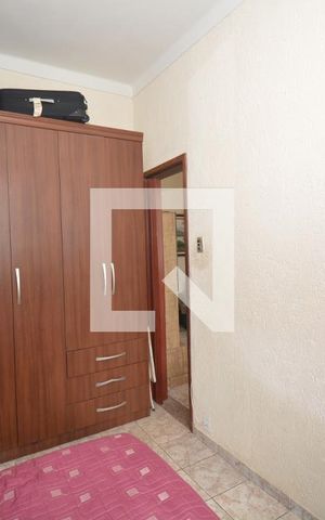 Casa à venda com 70m², 2 quartos e 6 vagasQuarto 1 da Casa 1