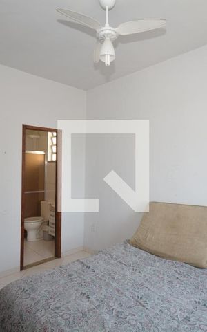 Casa à venda com 70m², 2 quartos e 6 vagasSuíte 1 da Casa 2