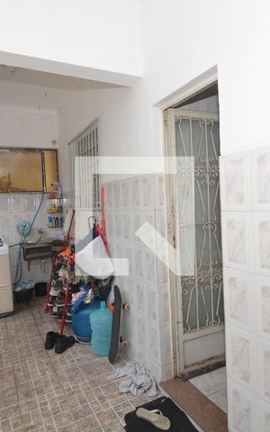 Casa à venda com 70m², 2 quartos e 6 vagasÁrea de Serviço da casa 1
