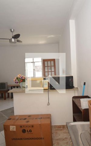 Casa à venda com 70m², 2 quartos e 6 vagasSala/Cozinha da Casa 2