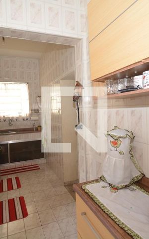 Casa à venda com 70m², 2 quartos e 6 vagasCozinha da Casa 1
