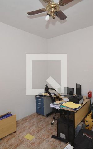 Casa à venda com 70m², 2 quartos e 6 vagasSuíte 2 da Casa 2