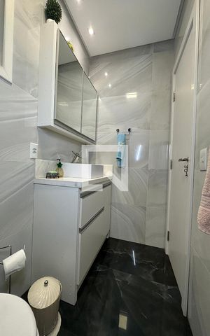 Casa à venda com 180m², 3 quartos e 3 vagasBanheiro Social
