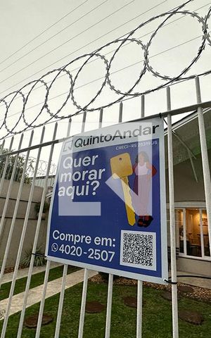 Casa à venda com 180m², 3 quartos e 3 vagasFachada