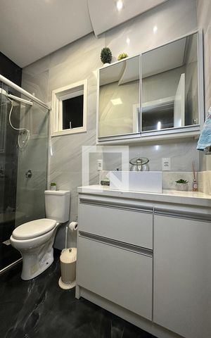 Casa à venda com 180m², 3 quartos e 3 vagasBanheiro Social