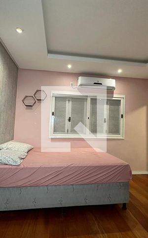 Casa à venda com 180m², 3 quartos e 3 vagasQuarto 3 - Suíte