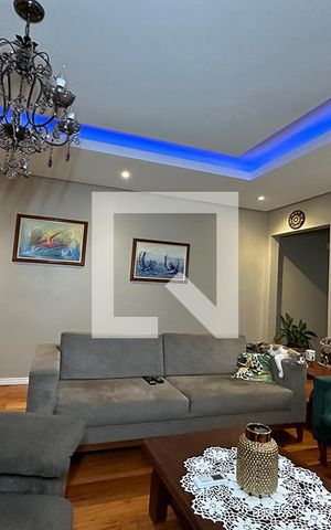 Casa à venda com 180m², 3 quartos e 3 vagasSala de Estar 