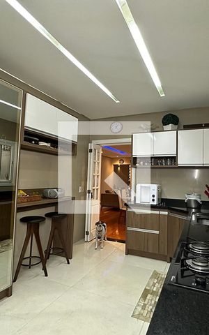 Casa à venda com 180m², 3 quartos e 3 vagasCozinha