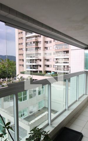 Apartamento à venda com 124m², 3 quartos e 2 vagasVaranda da Sala