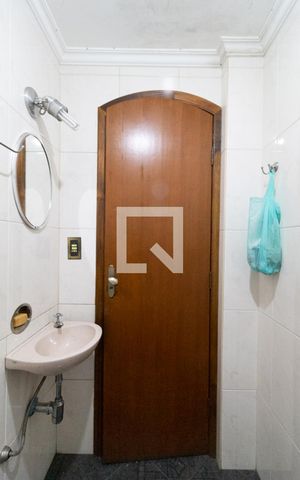 Casa à venda com 400m², 4 quartos e sem vaga Casa à venda com 400m², 4 quartos e sem vagaBanheiro 2 da Garagem