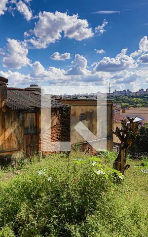 Casa à venda com 167m², 3 quartos e 2 vagasQuintal