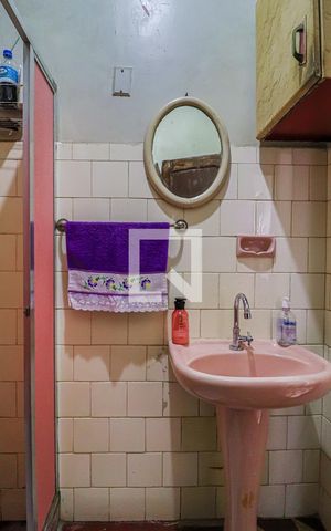 Casa à venda com 167m², 3 quartos e 2 vagasBanheiro
