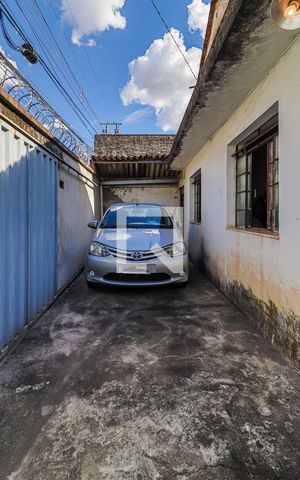 Casa à venda com 167m², 3 quartos e 2 vagasGaragem