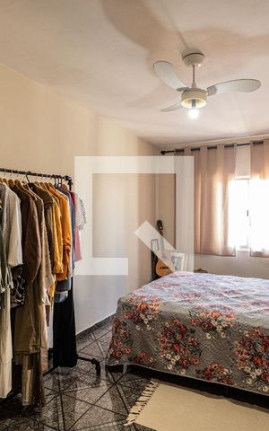 Casa à venda com 144m², 3 quartos e 3 vagas Casa à venda com 144m², 3 quartos e 3 vagasQuarto 1