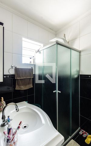 Casa à venda com 144m², 3 quartos e 3 vagas Casa à venda com 144m², 3 quartos e 3 vagasBanheiro Social