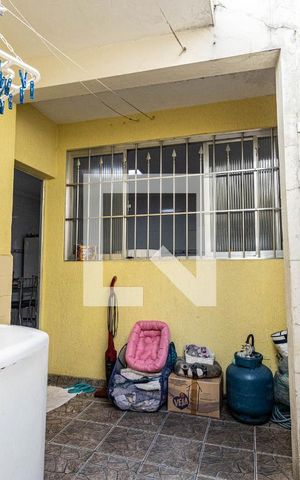Casa à venda com 144m², 3 quartos e 3 vagas Casa à venda com 144m², 3 quartos e 3 vagasÁrea de Serviço