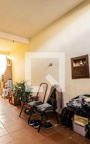 Casa à venda com 144m², 3 quartos e 3 vagas Casa à venda com 144m², 3 quartos e 3 vagasGaragem