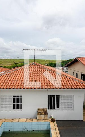 Casa para alugar com 370m², 3 quartos e 3 vagas Casa para alugar com 370m², 3 quartos e 3 vagasÁrea de Serviço