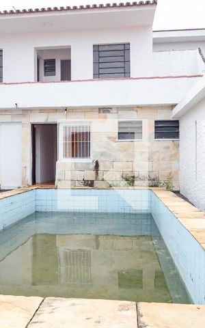 Casa para alugar com 370m², 3 quartos e 3 vagas Casa para alugar com 370m², 3 quartos e 3 vagasVista do Quarto 2