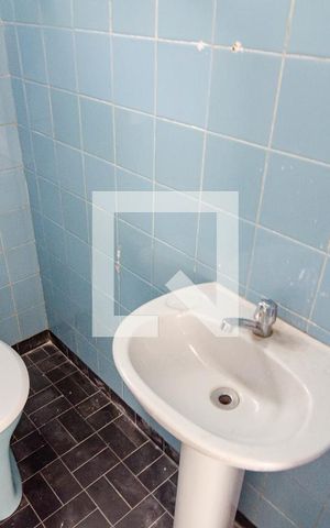 Casa para alugar com 370m², 3 quartos e 3 vagas Casa para alugar com 370m², 3 quartos e 3 vagasBanheiro do Salão de Festas