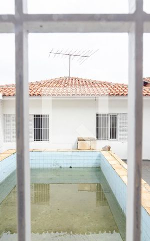 Casa para alugar com 370m², 3 quartos e 3 vagas Casa para alugar com 370m², 3 quartos e 3 vagasVista da Sala da Edícula
