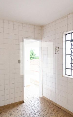 Casa para alugar com 370m², 3 quartos e 3 vagas Casa para alugar com 370m², 3 quartos e 3 vagasLavanderia