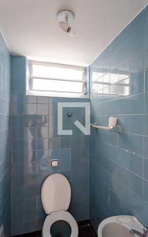 Casa para alugar com 370m², 3 quartos e 3 vagas Casa para alugar com 370m², 3 quartos e 3 vagasBanheiro do Salão de Festas