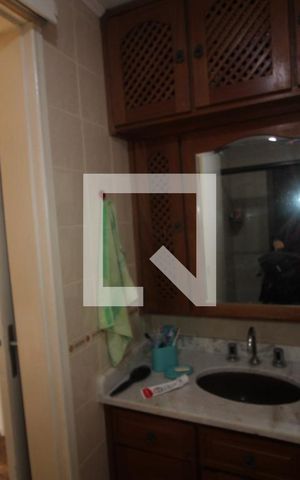 Apartamento à venda com 107m², 3 quartos e 1 vagaBanheiro da Suíte