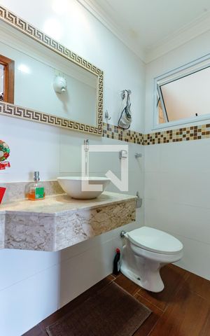 Casa à venda com 175m², 2 quartos e 2 vagasBanheiro do Espaço Gourmet