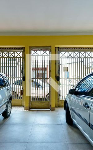Casa à venda com 175m², 2 quartos e 2 vagasGaragem