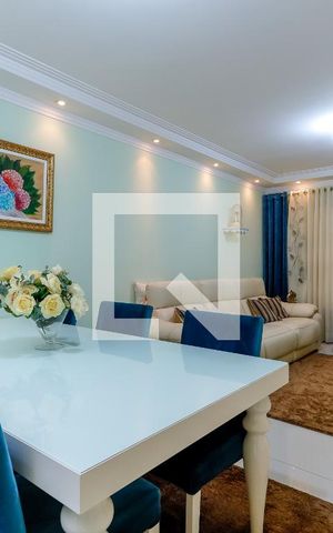 Casa à venda com 175m², 2 quartos e 2 vagasSala