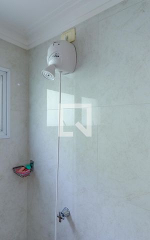 Casa à venda com 175m², 2 quartos e 2 vagasBanheiro Quartos 1 e 2