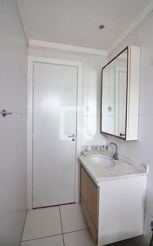 Apartamento à venda com 58m², 2 quartos e 1 vagaBanheiro Social