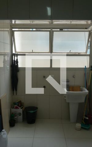 Apartamento para alugar com 58m², 1 quarto e 1 vagaÁrea de Serviço