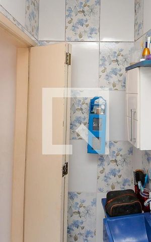 Casa à venda com 134m², 2 quartos e 2 vagas Casa à venda com 134m², 2 quartos e 2 vagasBanheiro