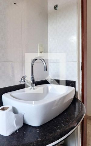 Casa à venda com 289m², 3 quartos e 2 vagasBanheiro Social