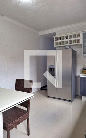 Casa à venda com 289m², 3 quartos e 2 vagasCozinha