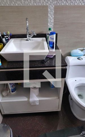 Casa à venda com 289m², 3 quartos e 2 vagasBanheiro do Quarto Suíte
