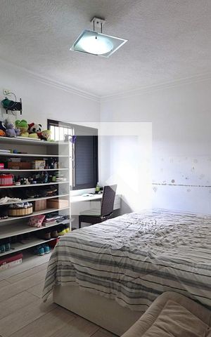 Casa à venda com 289m², 3 quartos e 2 vagasQuarto Suíte