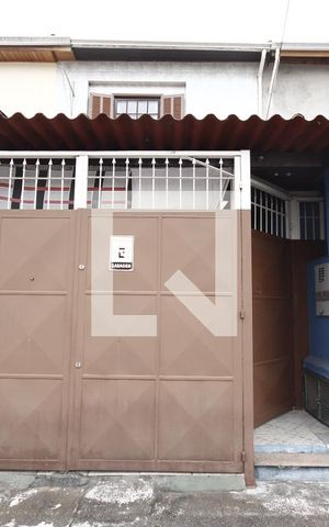 Casa à venda com 114m², 2 quartos e 1 vagaFachada