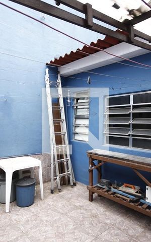 Casa à venda com 114m², 2 quartos e 1 vagaQuintal